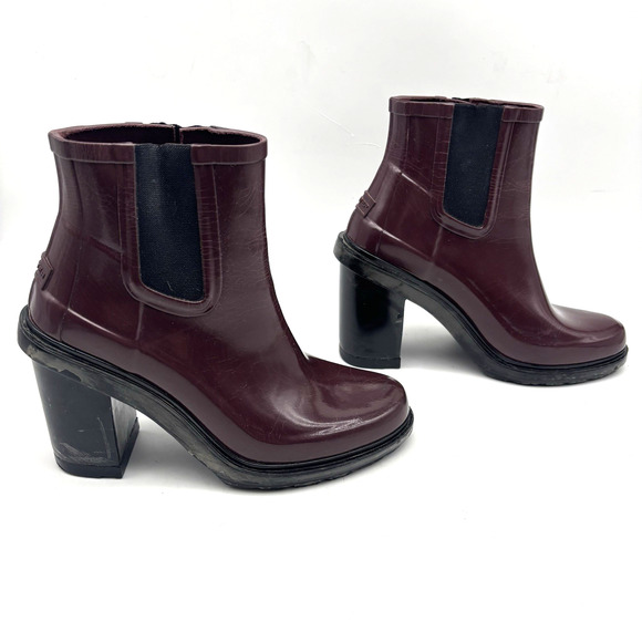 Deadstock Hunter Maroon on Black Block Heel Patent Rubber Ankle Boots Women's 7 - Picture 5 of 16